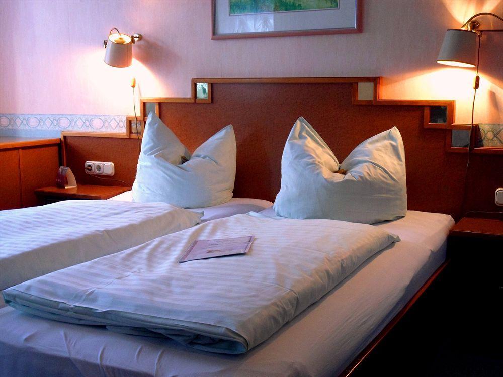 Regiohotel Germania Am Kurpark バート・ハルツブルク エクステリア 写真