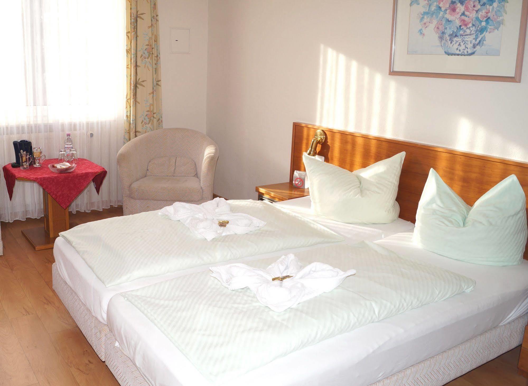 Regiohotel Germania Am Kurpark バート・ハルツブルク エクステリア 写真