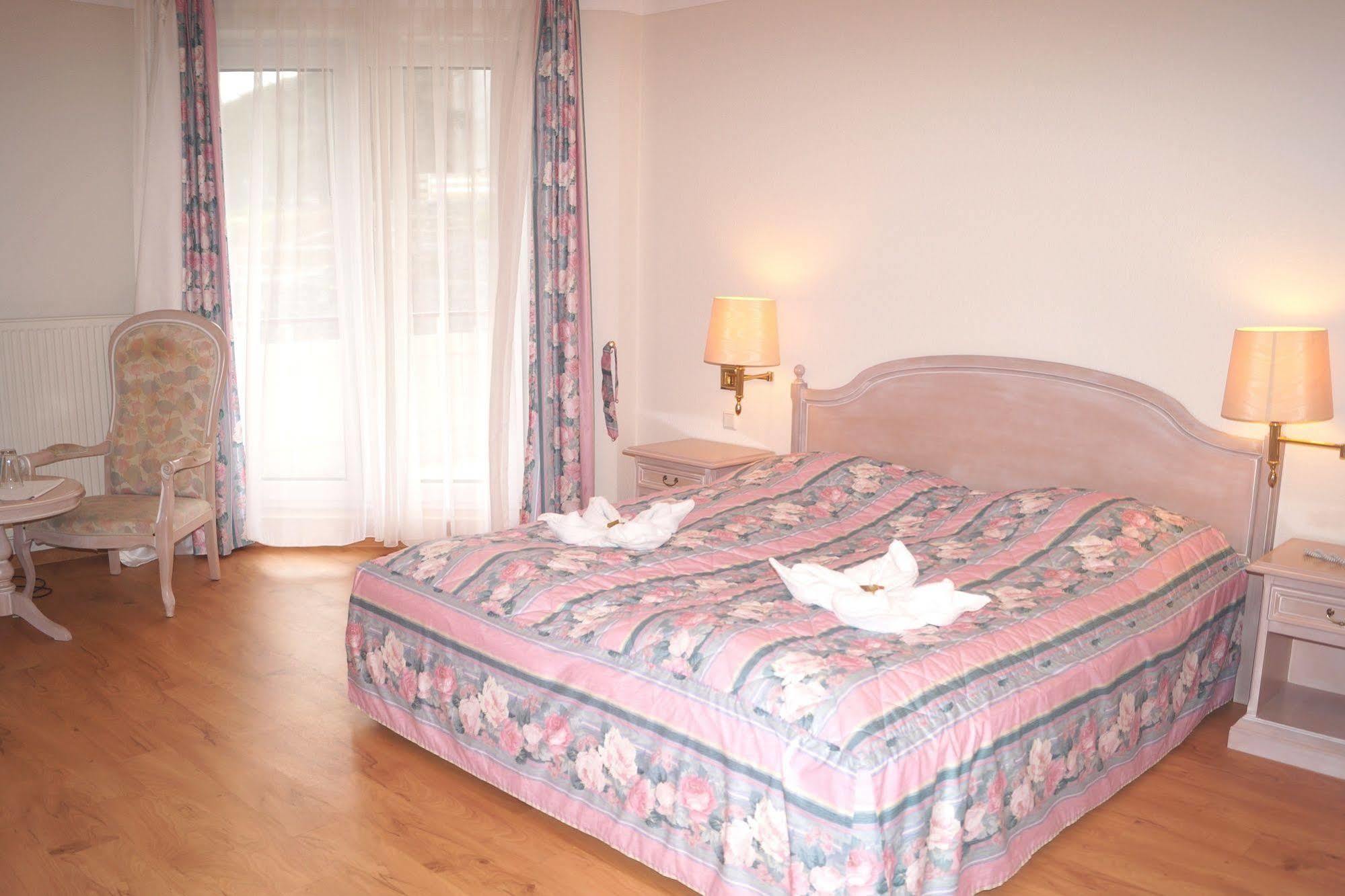 Regiohotel Germania Am Kurpark バート・ハルツブルク エクステリア 写真