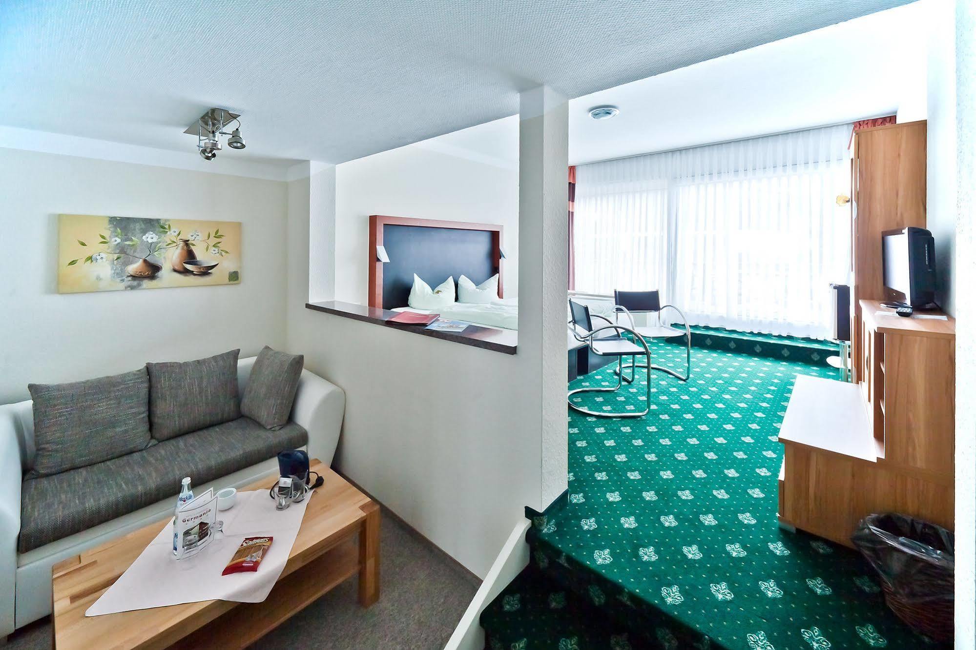 Regiohotel Germania Am Kurpark バート・ハルツブルク エクステリア 写真